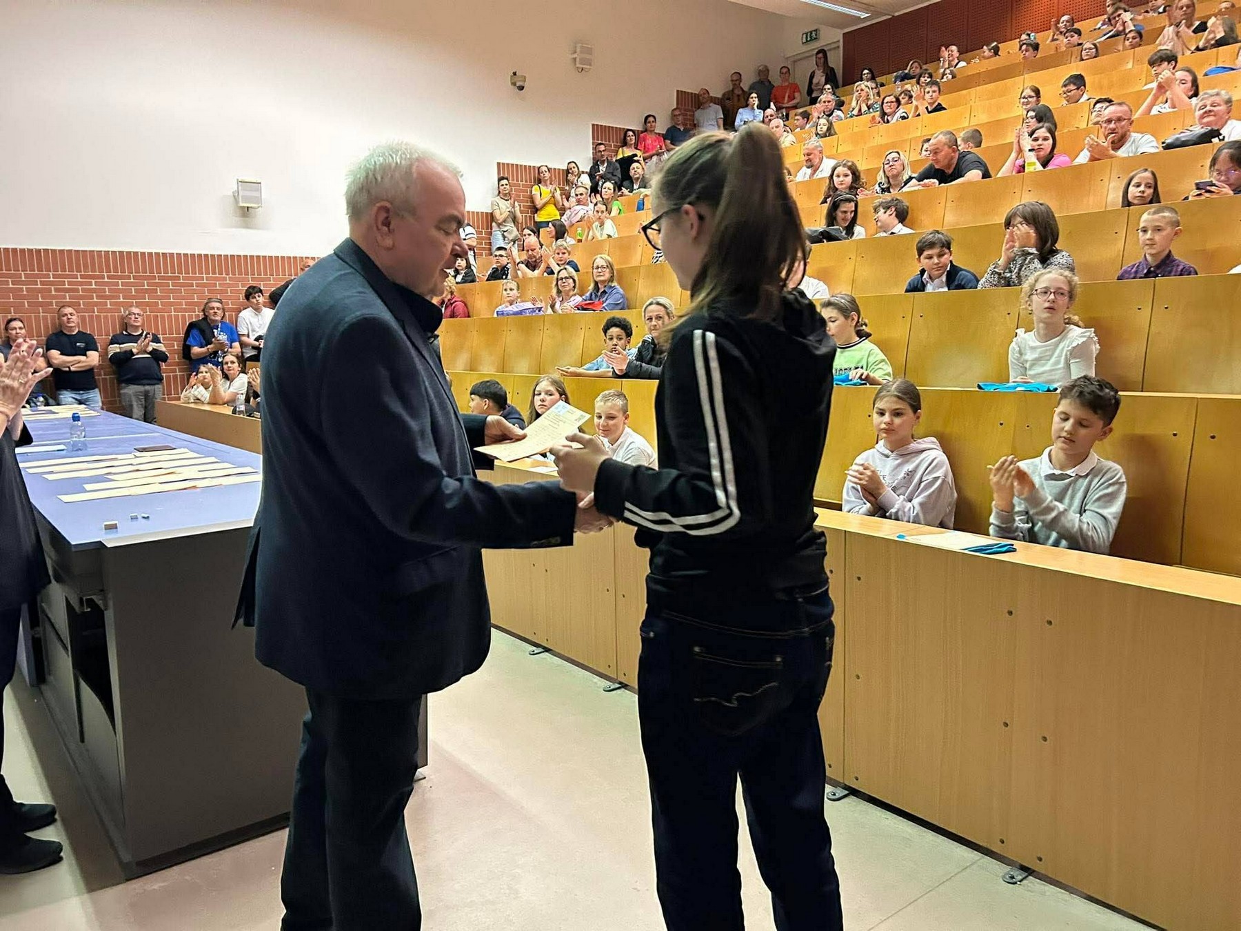 Angol nyelvi sikerek az Élménysuliban - LMA Nyírbátor