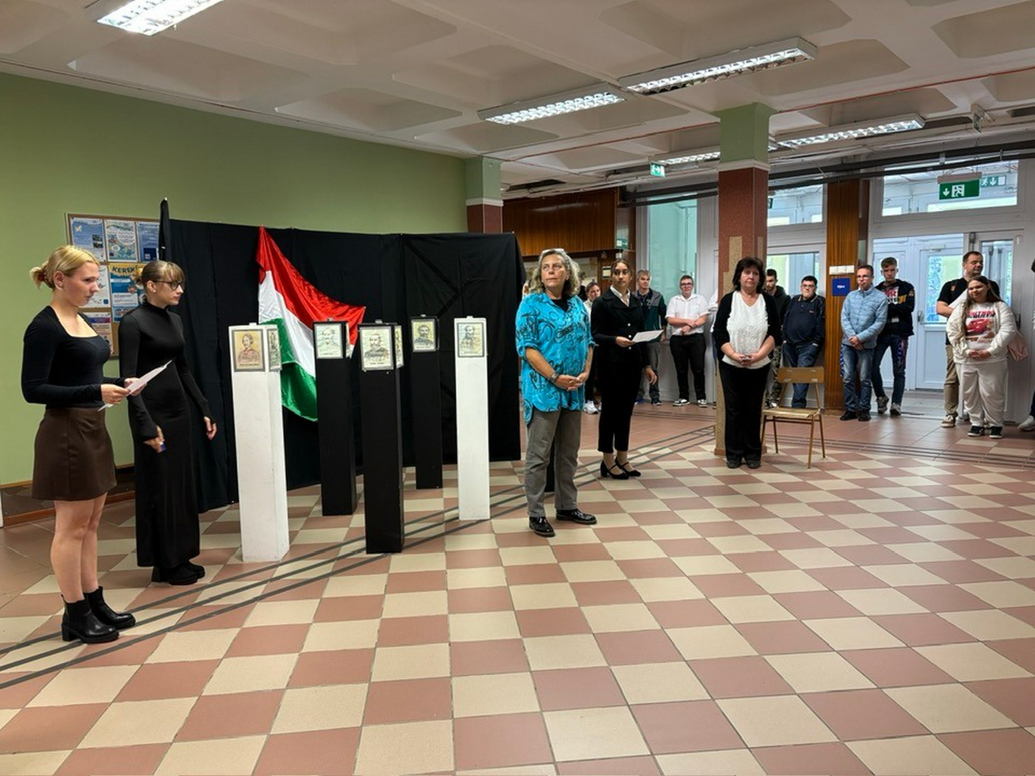 Az aradi vértanúkra emlékeztünk - Magiszter Szolnok