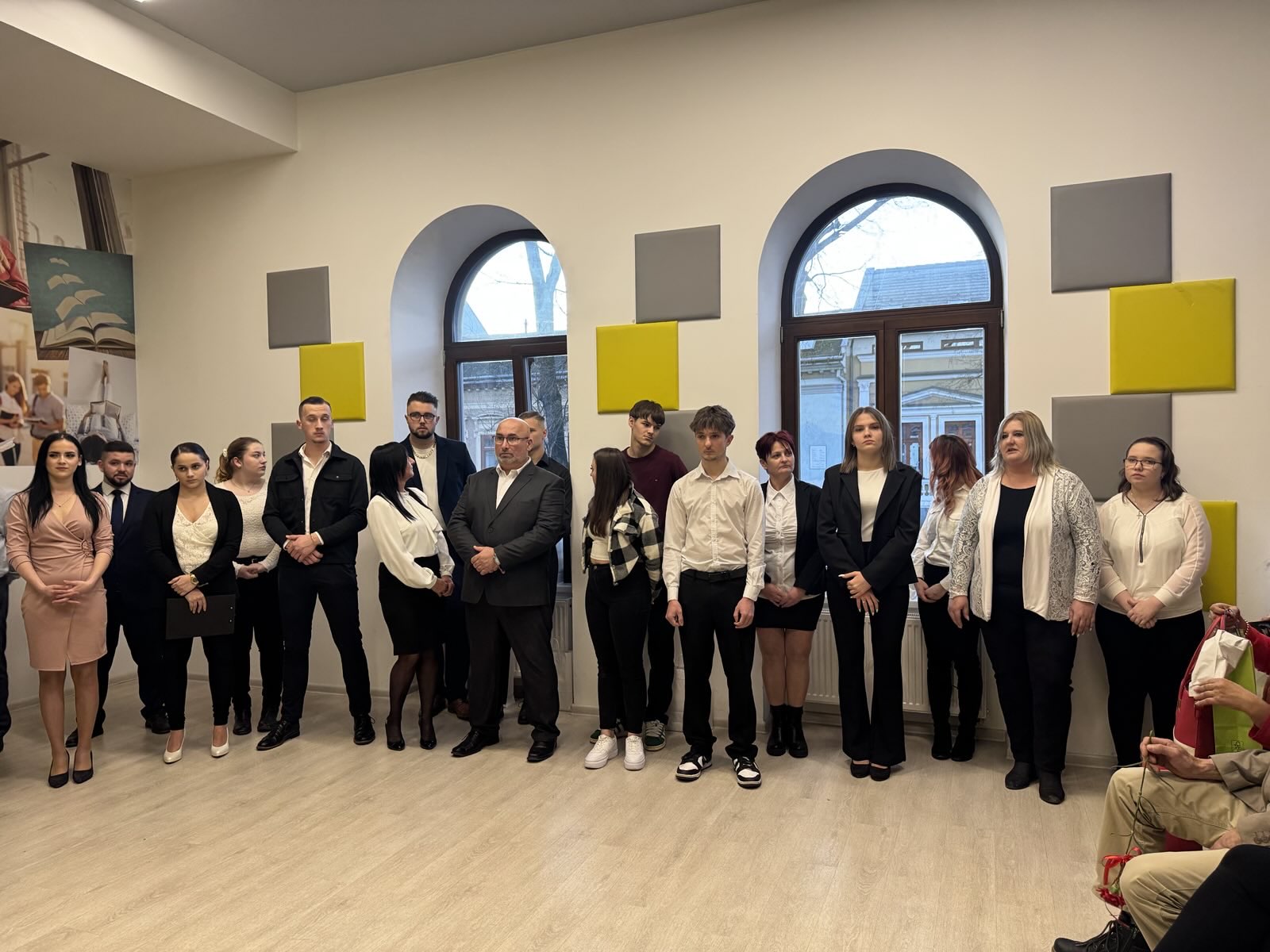 Egy fontos cél kapujában – Ünnepélyes szalagtűzés Nyíregyházán - EUGimi