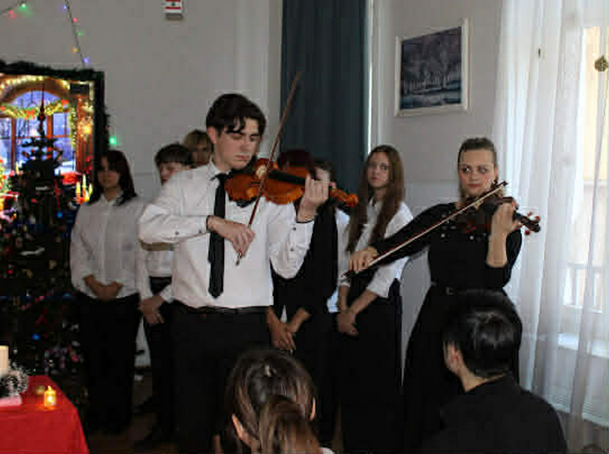 Meghitt hangulatú karácsonyi ünnepség iskolánkban - LMA Nyíregy