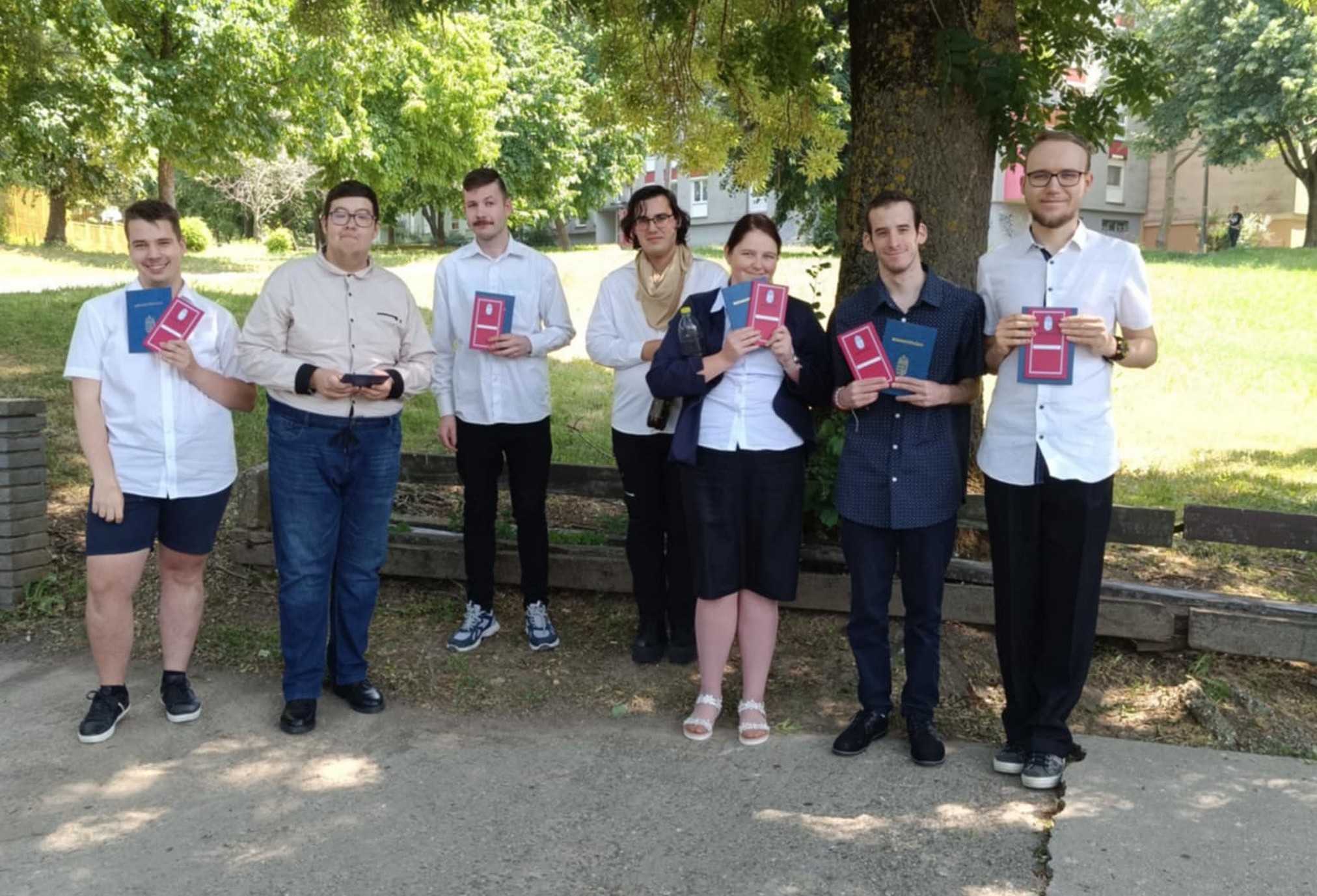 Sikeres szakmai vizsgát tettek számítógépes adatrögzítő tanulóink - Pécsi József Nádor Iskola
