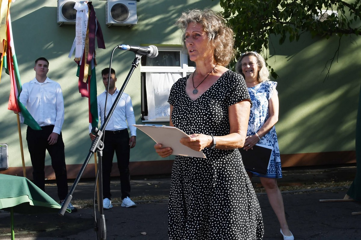 Tanévnyitó ünnepség iskolánkban - Magiszter Szolnok