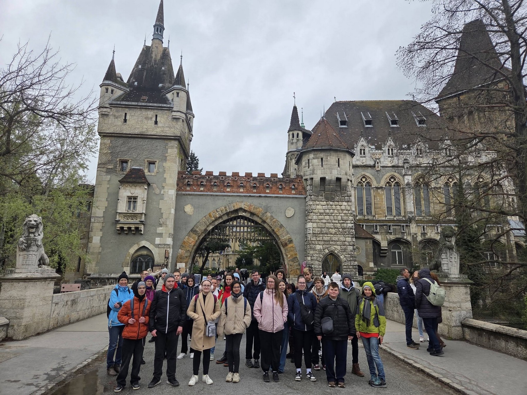 Rendkívüli történelem óra - MIOK József Nádor Iskola